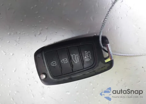 2018 Hyundai Kona Se z USA, uszkodzony, nr VIN KM8K12AA9JU147870